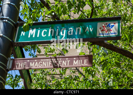 Magnificent Mile street sign, Michigan Avenue, Chicago, Illinois, États-Unis Banque D'Images