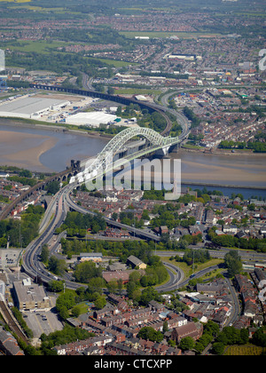 L'ancien pont Runcorn, Runcorn, Cheshire, nord-ouest de l'Angleterre Banque D'Images