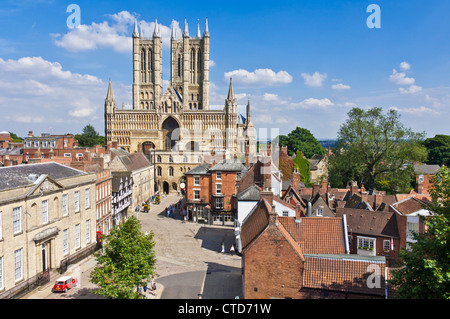 Lincoln Cathedral Ou Lincoln Minster West Front Lincoln Lincolnshire Angleterre Royaume-Uni Gb Europe Banque D'Images