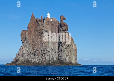 À l'île de Stromboli Strombolicchio, Îles Éoliennes, Italie Banque D'Images