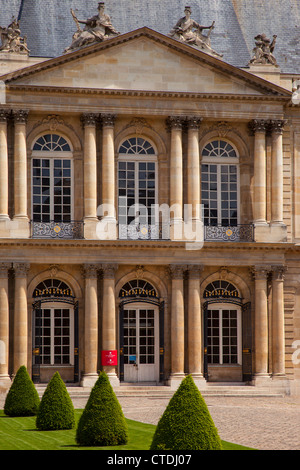 L'entrée principale de l'hôtel de Soubise, maintenant les Archives Nationale, Paris France Banque D'Images