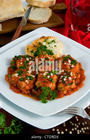 La morue dans la tomate et sauce persil, baccalà alla Livornese, Bacalao Livournaise style, Livourne, Livourne, Toscane, Italie Banque D'Images