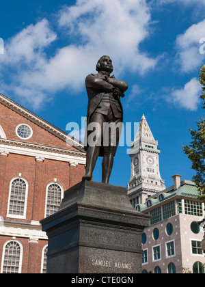 Samuel Adams, Faneuil Hall, Boston Banque D'Images