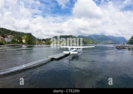 Hydravions Cessna à l'Aero Club sur le lac de Côme, Italie du Nord, en Europe Banque D'Images