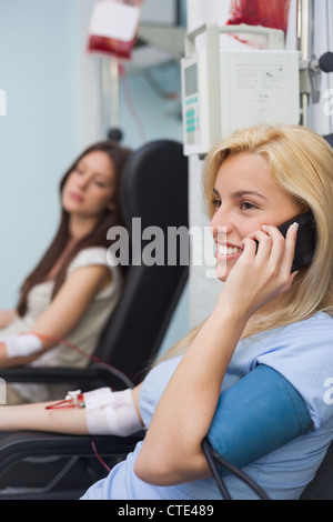 Les patients recevant une transfusion de sang Banque D'Images