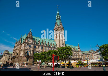 Rathausmarkt la place de l'hôtel de ville vieille ville Hambourg Allemagne Europe Banque D'Images