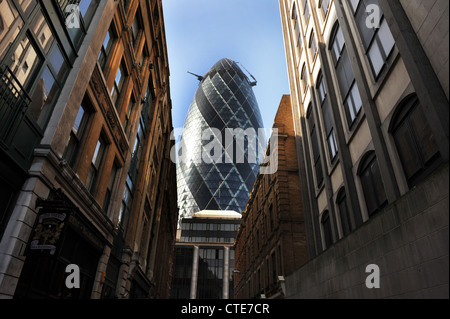 Le Gherkin Building, ville de Londres, dans le quartier financier de Londres UK Banque D'Images