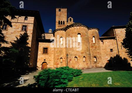 L'Espagne, l'Aragon : Vue extérieure du monastère roman San Salvador de Leyre Banque D'Images