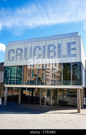 Le théâtre Crucible dans le centre-ville de Sheffield, South Yorkshire, UK Banque D'Images