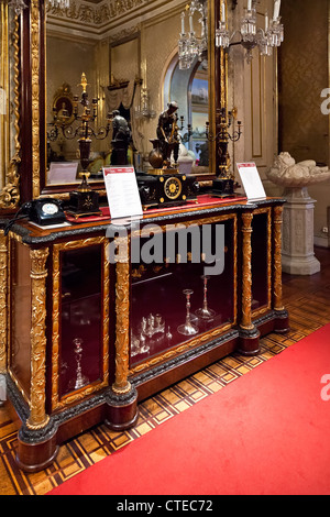 Chambre Bleue (Sala Azul) dans le Palais National de Ajuda, Lisbonne, Portugal. Palais royal néoclassique du xixe siècle. Banque D'Images