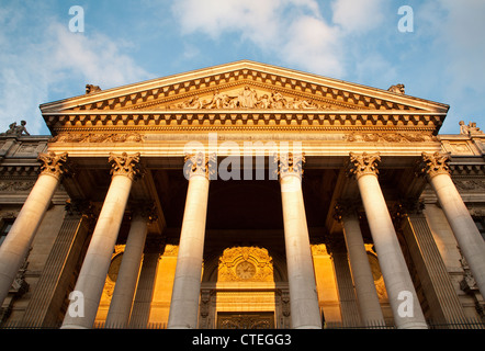 Bruxelles - La Bourse - Bourse en soirée. Banque D'Images