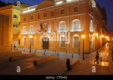 L'espagne, Valence, Plaza de la Almoina, scène de rue la nuit, Banque D'Images