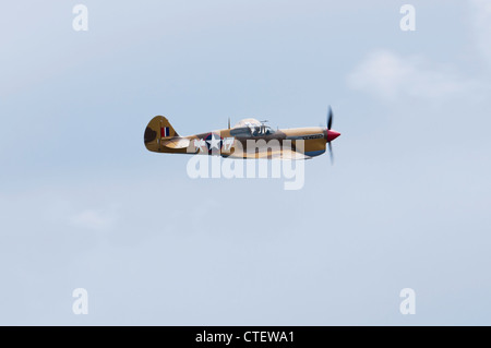 Curtiss P-40F Kittyhawk au Flying Legends Airshow 2011, Imperial War Museum, Duxford Banque D'Images