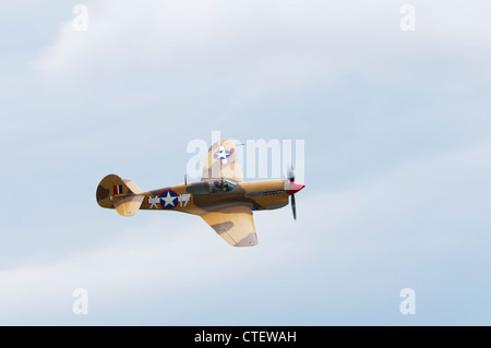 Curtiss P-40F Kittyhawk au Flying Legends Airshow 2011, Imperial War Museum, Duxford Banque D'Images