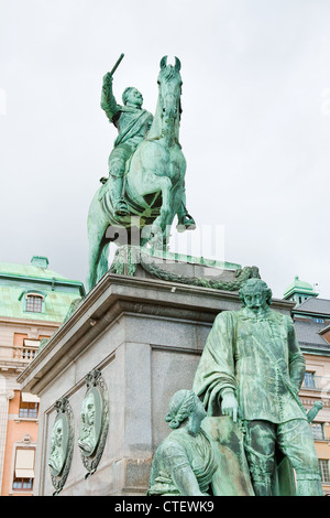 Statue équestre de Gustave-adolphe à Gustav Adolfs Torg, Stockholm, Suède Banque D'Images