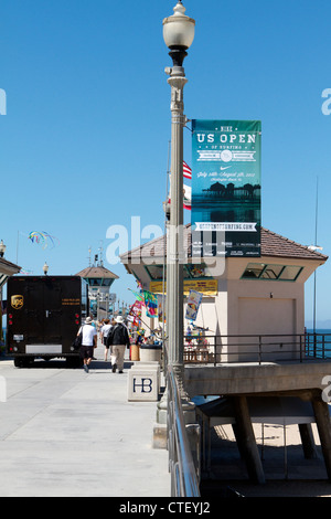 Huntington Beach pier en Californie. Lieu de l'US Open de surf 2012 Banque D'Images