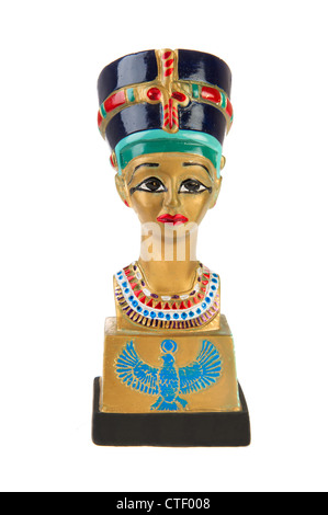 Célèbre buste de Néfertiti dans Eqypt sur fond blanc Banque D'Images