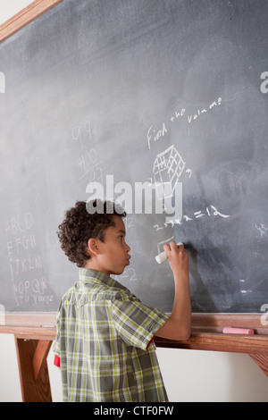 USA, Californie, Los Angeles, l'écriture sur tableau noir d'écolier Banque D'Images
