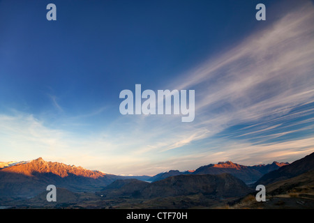 Derniers rayons du coucher de soleil sur les Remarkables, Queenstown, Nouvelle-Zélande Banque D'Images