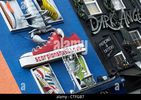 La ville de Camden High Street. Londres Banque D'Images