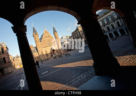 La Ridderzaal (salle des Chevaliers) est le bâtiment principal de l'Binnenhof groupe de bâtiments et centre de la politique néerlandaise. Banque D'Images