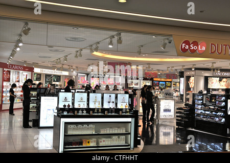 FA SO la boutique, cosmétique et parfumerie, boutique hors taxes, Narita , aéroport international, Japon Banque D'Images