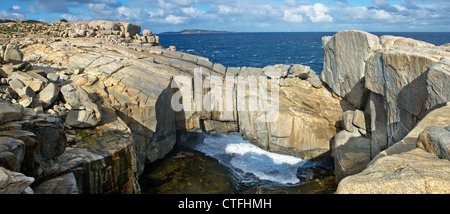 Le pont naturel dans le Torndirrup National Park à Albany, dans l'ouest de l'Australie Banque D'Images