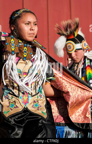 Les jeunes danseurs Piaute, parc d'état de Frontier Homestead, Cedar City, Utah. Banque D'Images