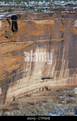 Photo montrant la Maison Blanche ruines à Canyon de Chelly National Monument, Arizona Banque D'Images