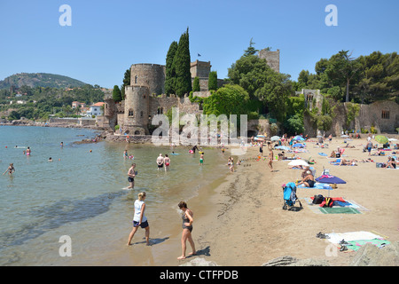 Le Château de la Napoule et de la plage, Mandelieu-La Napoule, Côte d'Azur, Alpes-Maritimes, Provence-Alpes-Côte d'Azur, France Banque D'Images