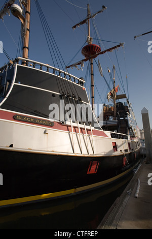 Le corbeau noir bateau pirate amarré à la marina municipale de Saint Augustine en Floride Banque D'Images