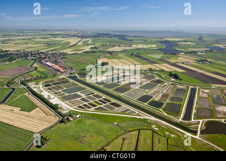 Les Pays-Bas, Broek in Waterland. Volgermeerpolder appelé Polder. Réserve naturelle. L'ancien dépotoir. Vue aérienne. Banque D'Images