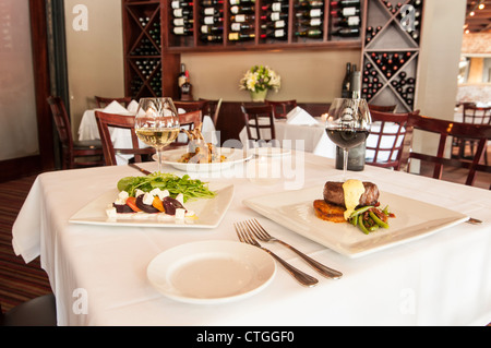 Un restaurant Américain de pointe qui réinvente les plats classiques avec style et panache. Banque D'Images