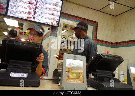Port St.Saint Lucie Florida,Burger King,franchise,restauration rapide,restaurant restaurants restaurants manger dehors café cafés bistrot,comptoir,caissier,adultes Banque D'Images