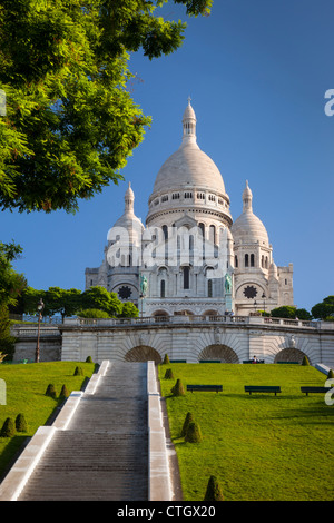 Tôt le matin suivant Basilique du Sacré Coeur, Montmartre, Paris France Banque D'Images