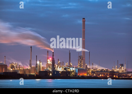 Les Pays-Bas, Rotterdam, Port, l'industrie pétrochimique. Banque D'Images