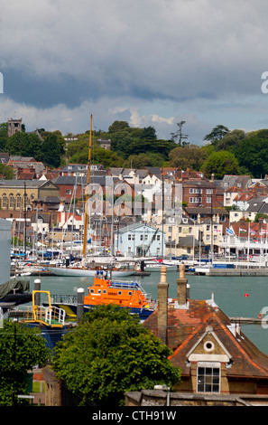 Bord de l'eau, de l'Est Cowes Cowes, île de Wight', rivière Medina Banque D'Images