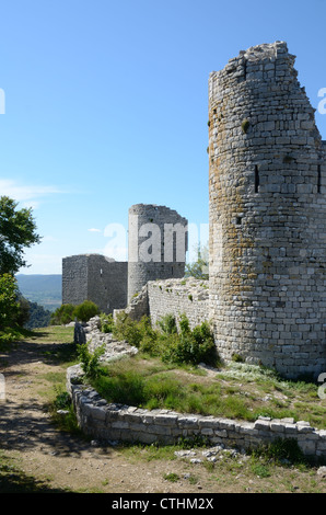 Ruines médiévales et des tours ou des tourelles Château Saint-Jean Oppidum ou Fort c12th Rougiers Var Provence France Banque D'Images