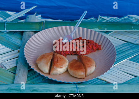 La nourriture végétarienne, pav bhaji servi avec PAV, Miao, de l'Arunachal Pradesh, Inde Banque D'Images