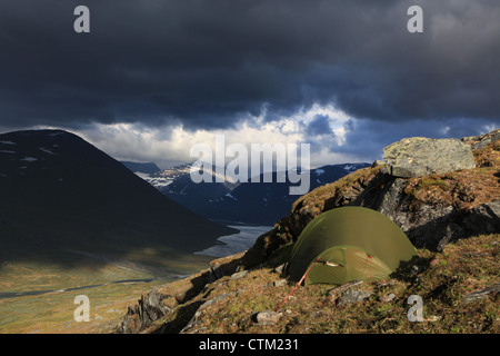 Tente avec une vue dans Sarek Laponie Banque D'Images