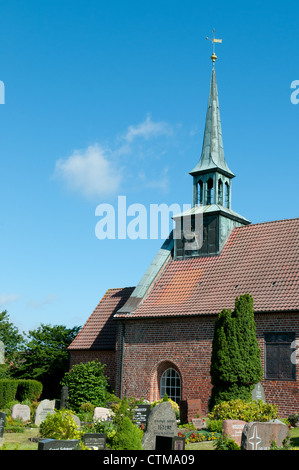 Église de village de Sankt Peter Ording, Eiderstedt péninsule, Schleswig-Holstein, Allemagne du nord Banque D'Images