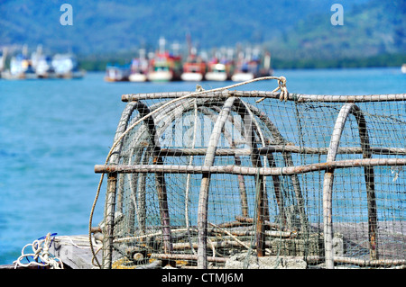 Piège de poissons de pêche traditionnelle en Thaïlande Banque D'Images