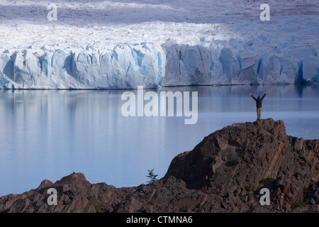 Vue sur Lac Grey du Glacier Grey, Parc National Torres del Paine, Patagonie, Chili, Amérique du Sud Banque D'Images