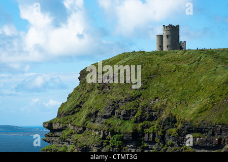 Les falaises de Moher, comté de Clare, Irlande. Banque D'Images