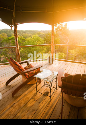 Patio de Sinya sur Lone Man Creek Banque D'Images