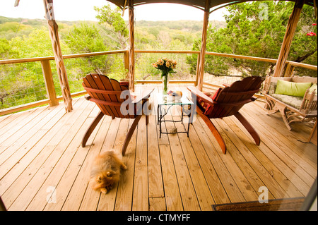 Patio de Sinya sur Lone Man Creek Banque D'Images