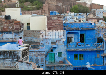 Toits de maisons à Jodhpur, Rajasthan au lever du soleil Banque D'Images