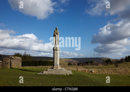 Notre Dame de l'Elgano statue, The Town House, South Wales, UK Banque D'Images