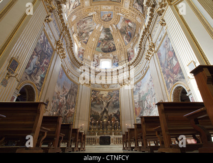 Chevet de la Basilique Sant'Andrea della Valle, Rome, Italie. Banque D'Images