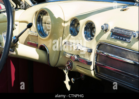 1949 Buick Super Dynaflow dash. Classic American car Banque D'Images